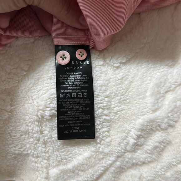 Ted Baker 6/XL Red Sayhi Micro Pin Stripe Short Sleeve Button Shirt - Picture 16 of 16